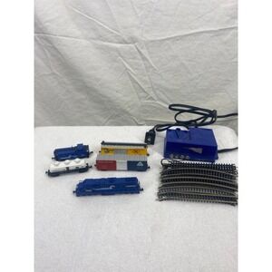 Life Like N Scale Train Set Blue Conrail Locomotive Cars Transformer Track